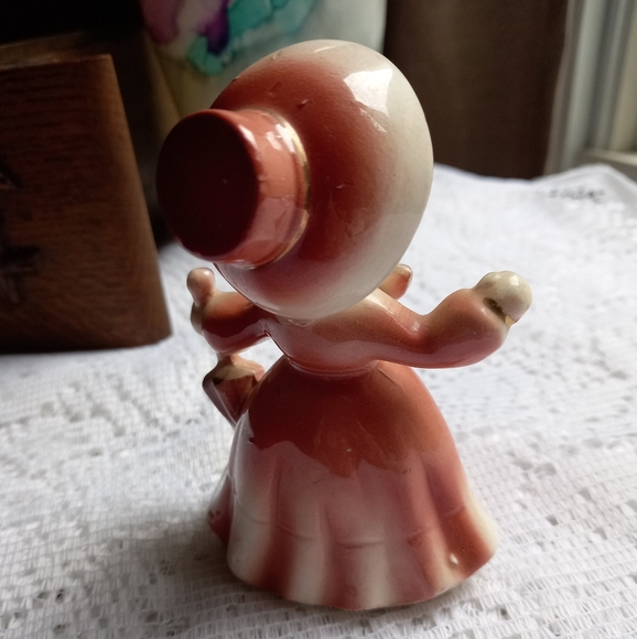 Pink lady porcelain figure - Picture 2 of 4